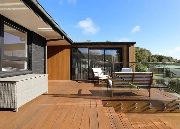 Redwoods Getaway Holiday home